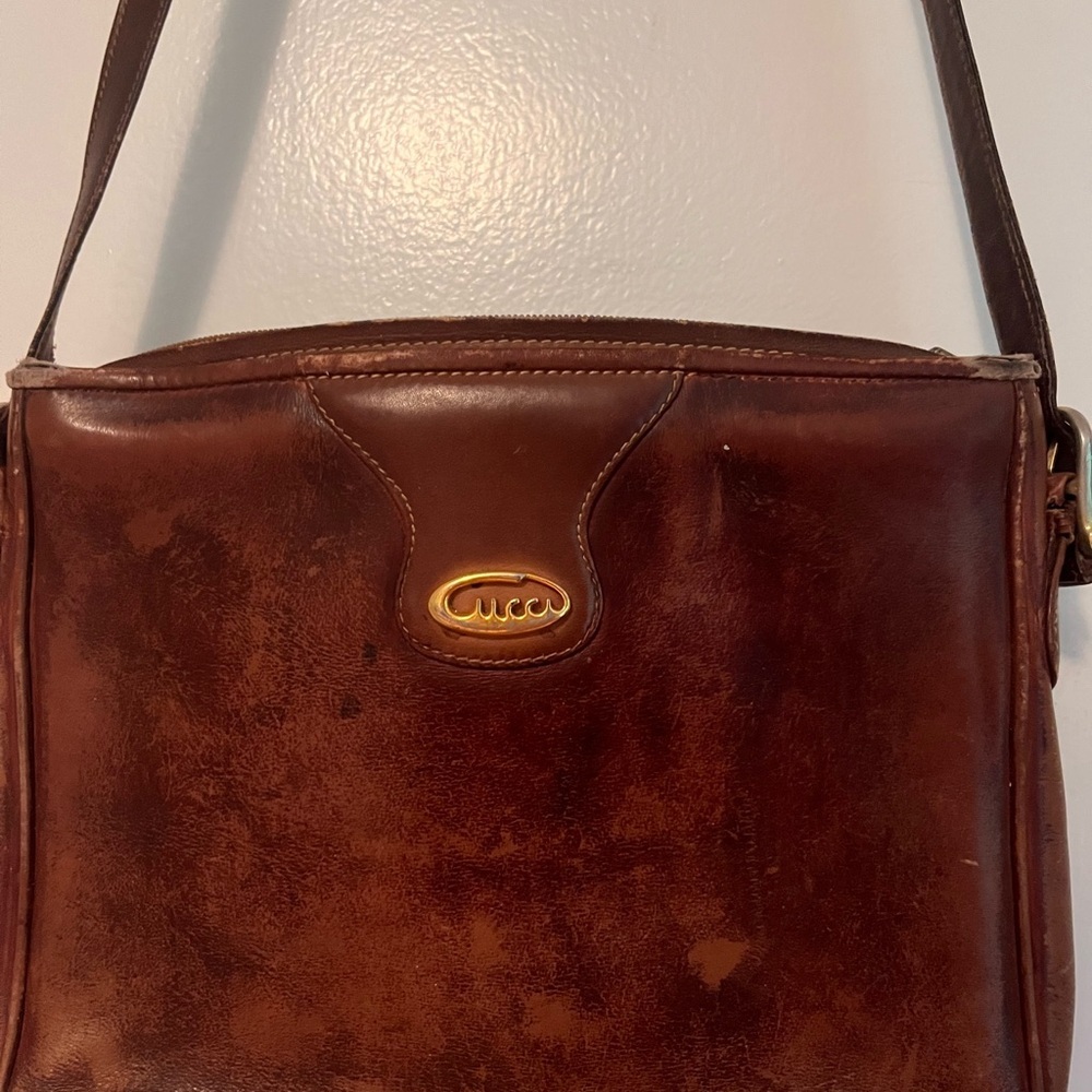 Gucci Brown Leather Crossbody Bag with Vintage Charm - Picture 2 of 2